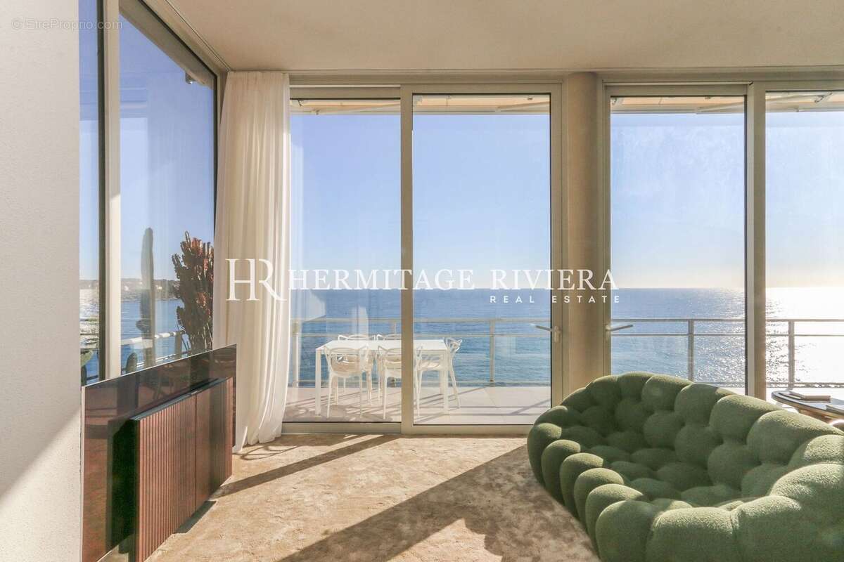 Appartement à ROQUEBRUNE-CAP-MARTIN