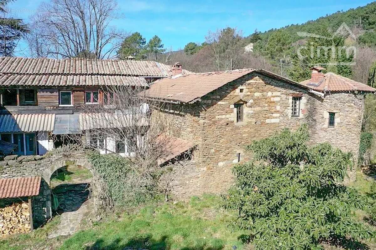 Château Cévenol dans la Vallée de la Drobie sur 8 hec - photo 17