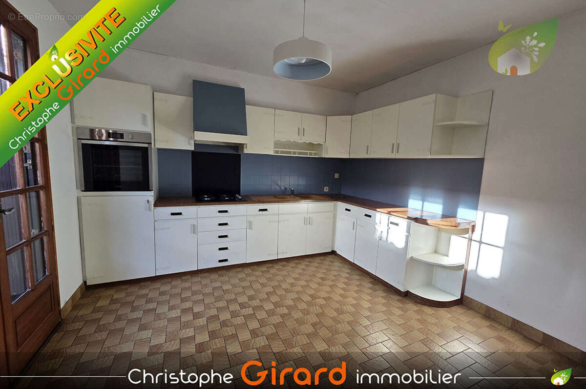 Maison à LES CHAMPS-GERAUX