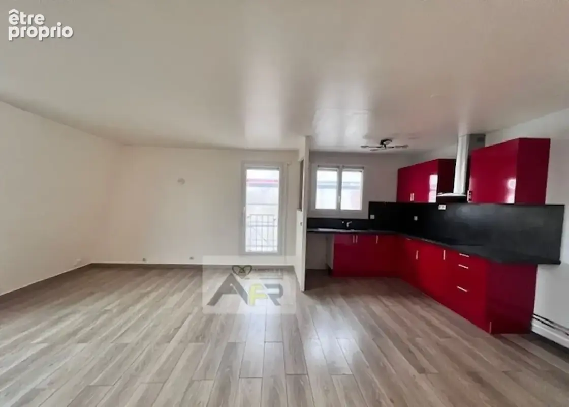 Appartement à SARTROUVILLE