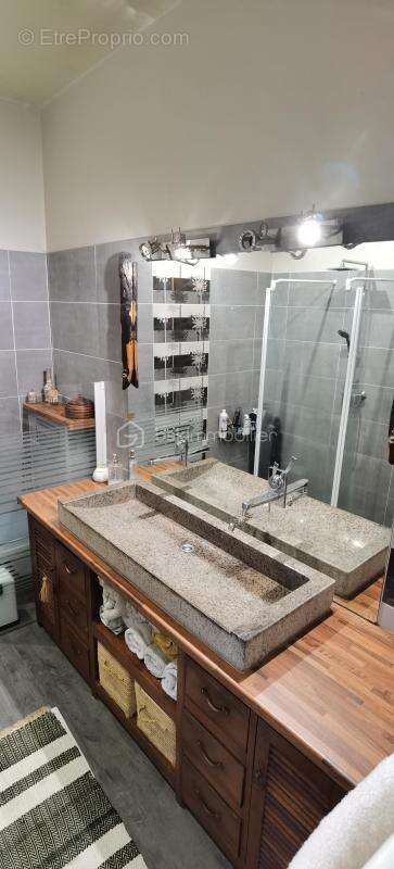 Maison à SAINT-DENIS