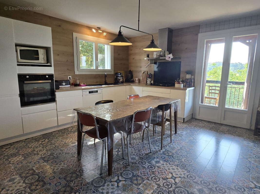Maison rénovée avec tout le confort! - photo 6