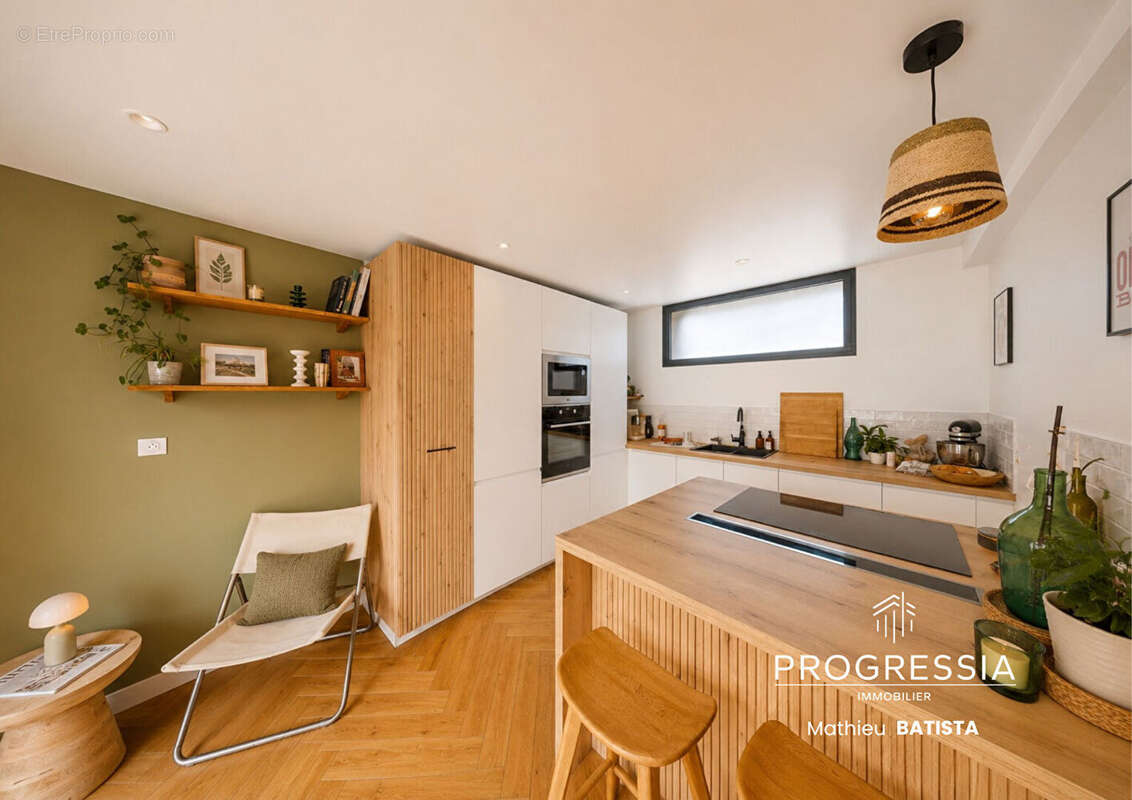 LE HAVRE - GOBELINS RARE À LA VENTE - Maison entièrement rénovée de 117 m² avec grande terrasse et double garage - photo 3
