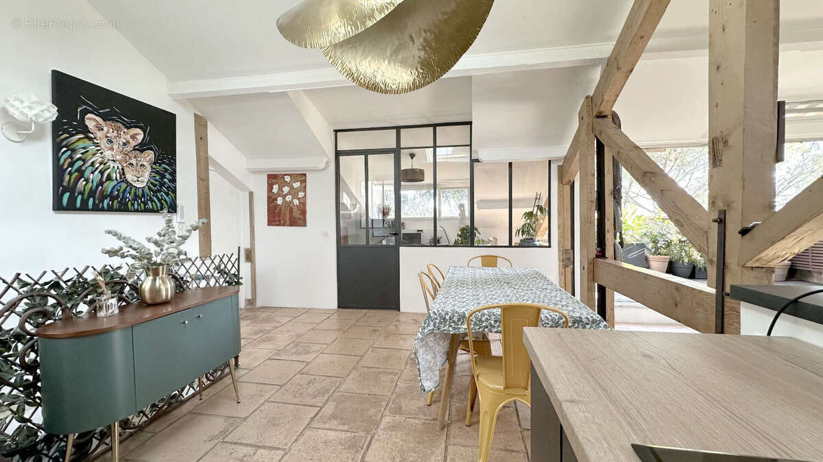 Appartement à AIX-EN-PROVENCE
