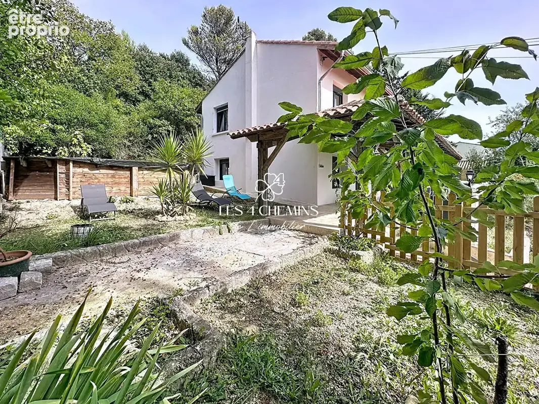 Villa 6 pièces - 140 m2 entièrement rénovée - photo 22