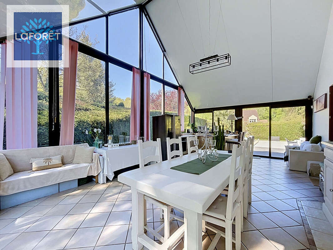 Maison Bornel 8 pièce(s) 218 m2 - photo 6