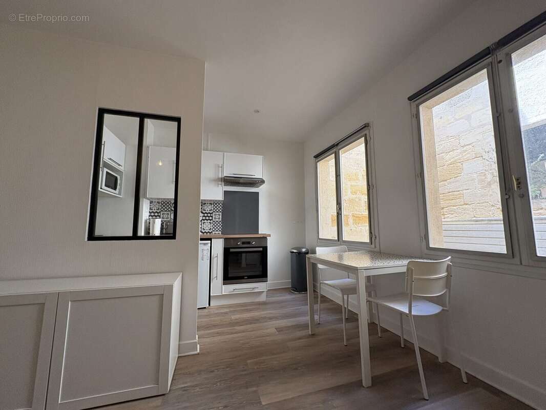 Appartement à BORDEAUX