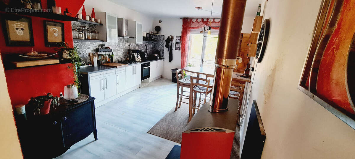 Maison 5 pièces avec 2 terrasses et un petit coin de jardin à Artigat - 100 500 - photo 3