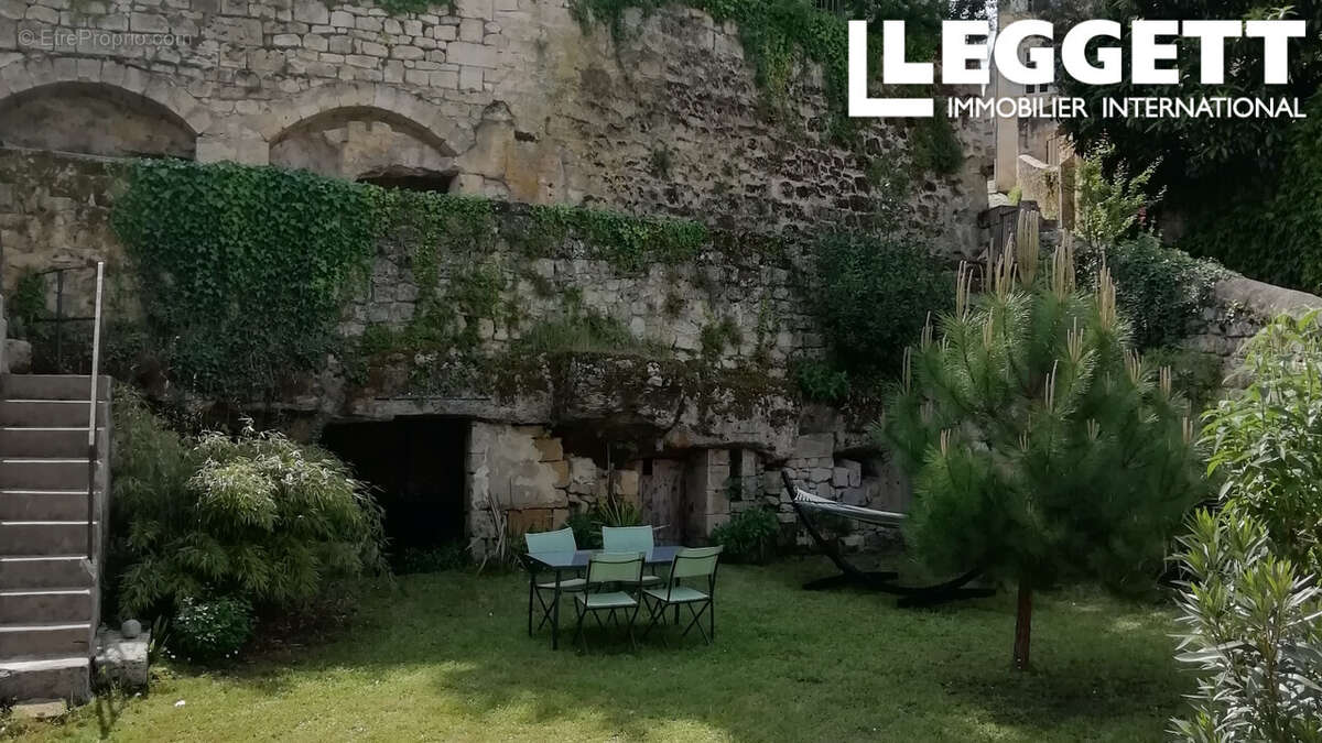 Maison à SAINT-EMILION