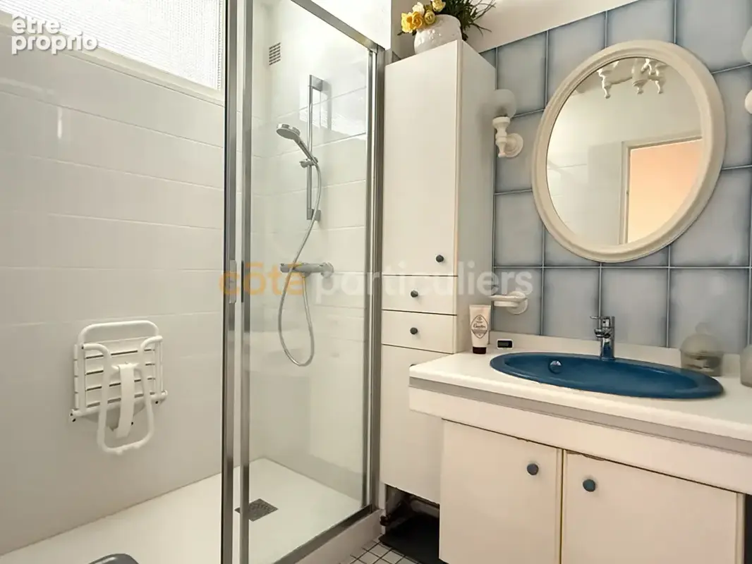 A VENDRE - LAVAL - Appartement de type 4 - photo 14