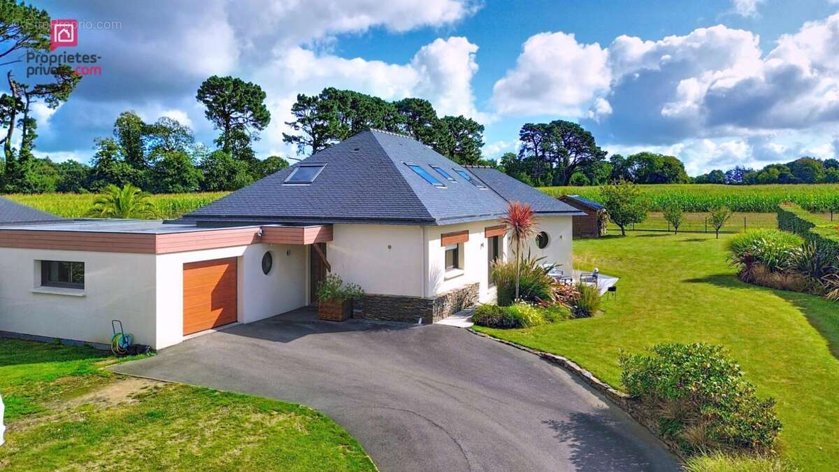 Maison à PLOUIGNEAU