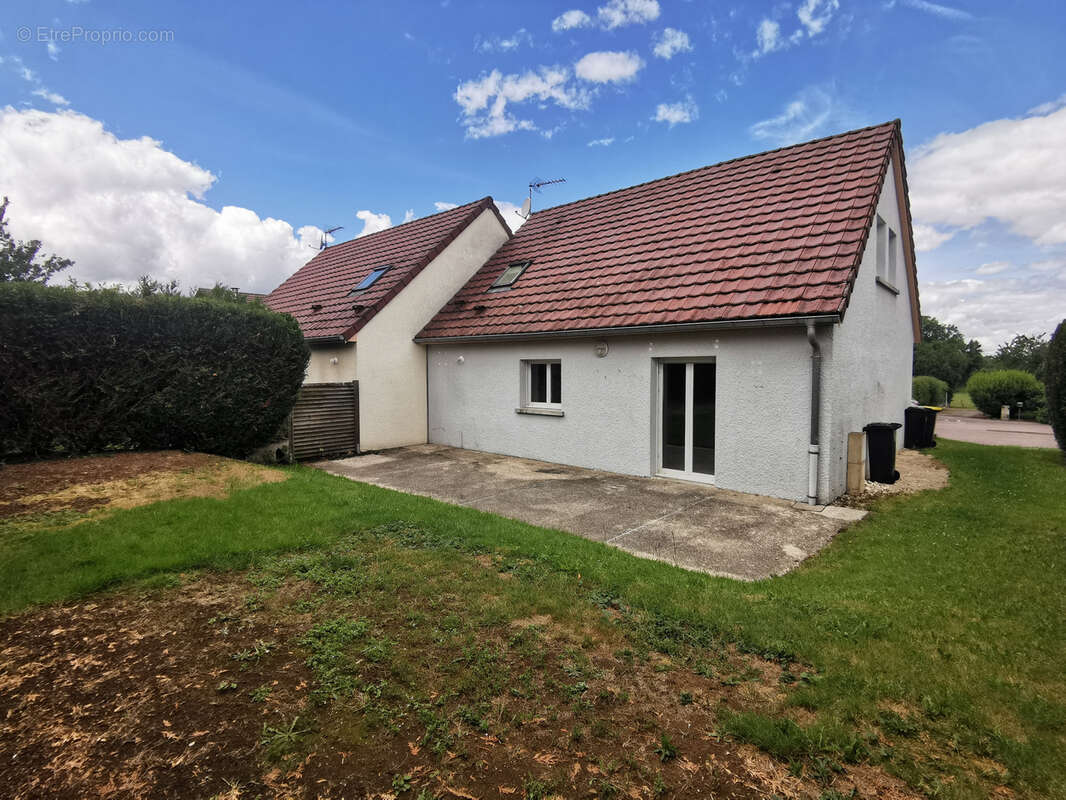 Maison à VALDAHON
