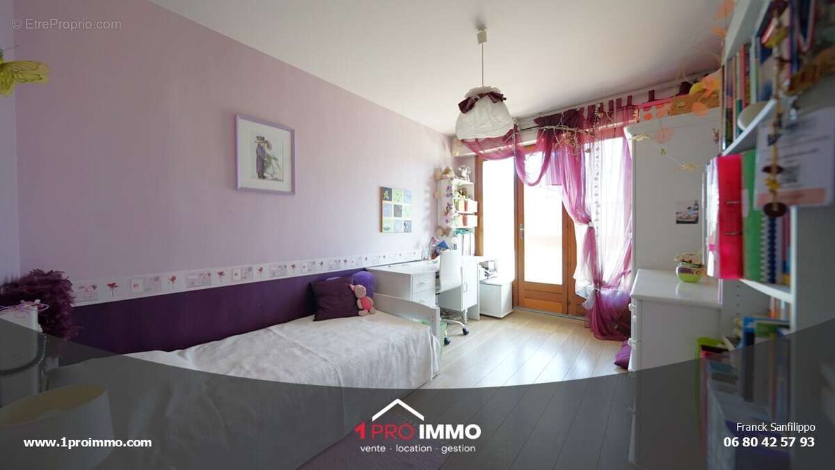 n°8 - Appartement à SAINT-EGREVE