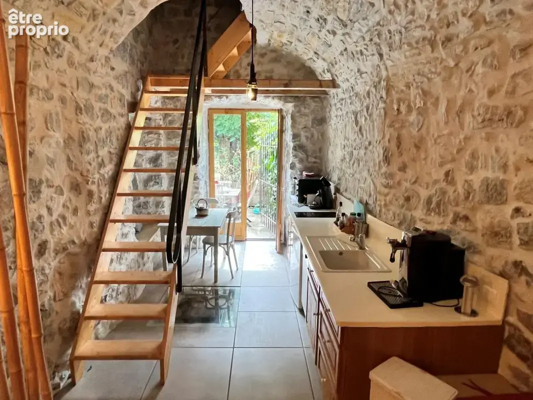 Maison avec garage et jardin - photo 21