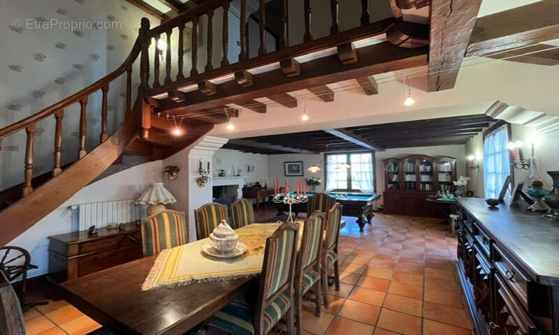 Maison à SAINT-PIERRE-D'EYRAUD