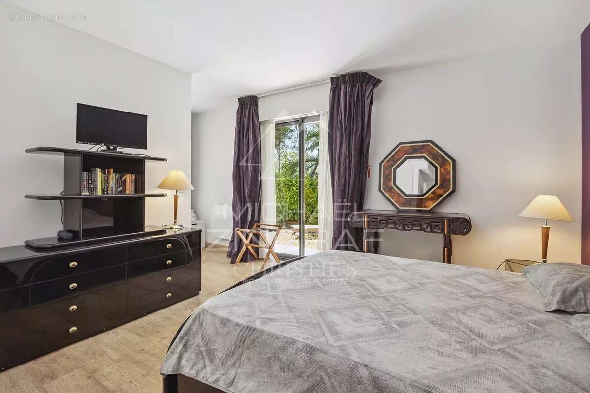 Appartement dans une résidence sécurisée - photo 5