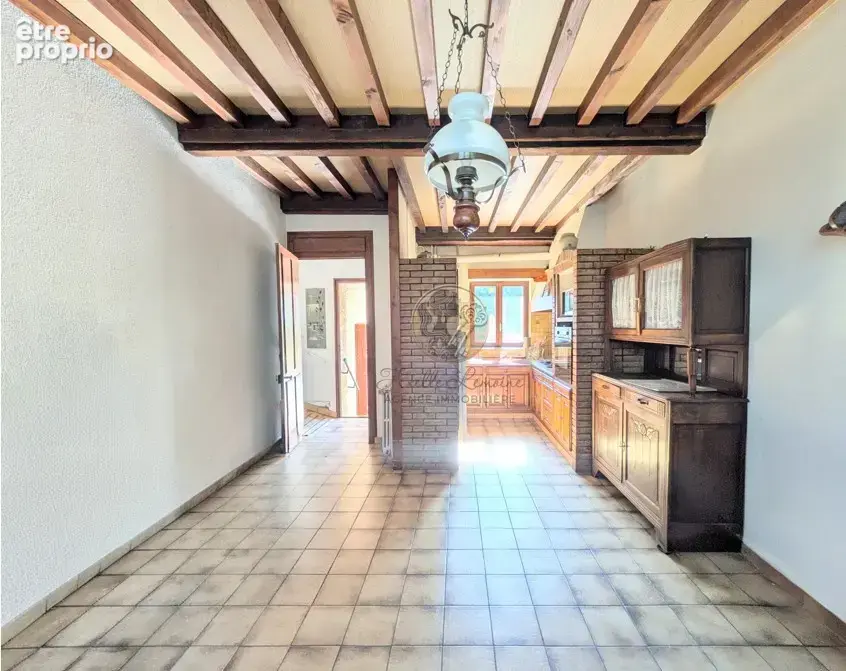 Rare à Saint-Genis-Laval   Maison d'une surface de 200m2 sur 810m2 de terrain - photo 7