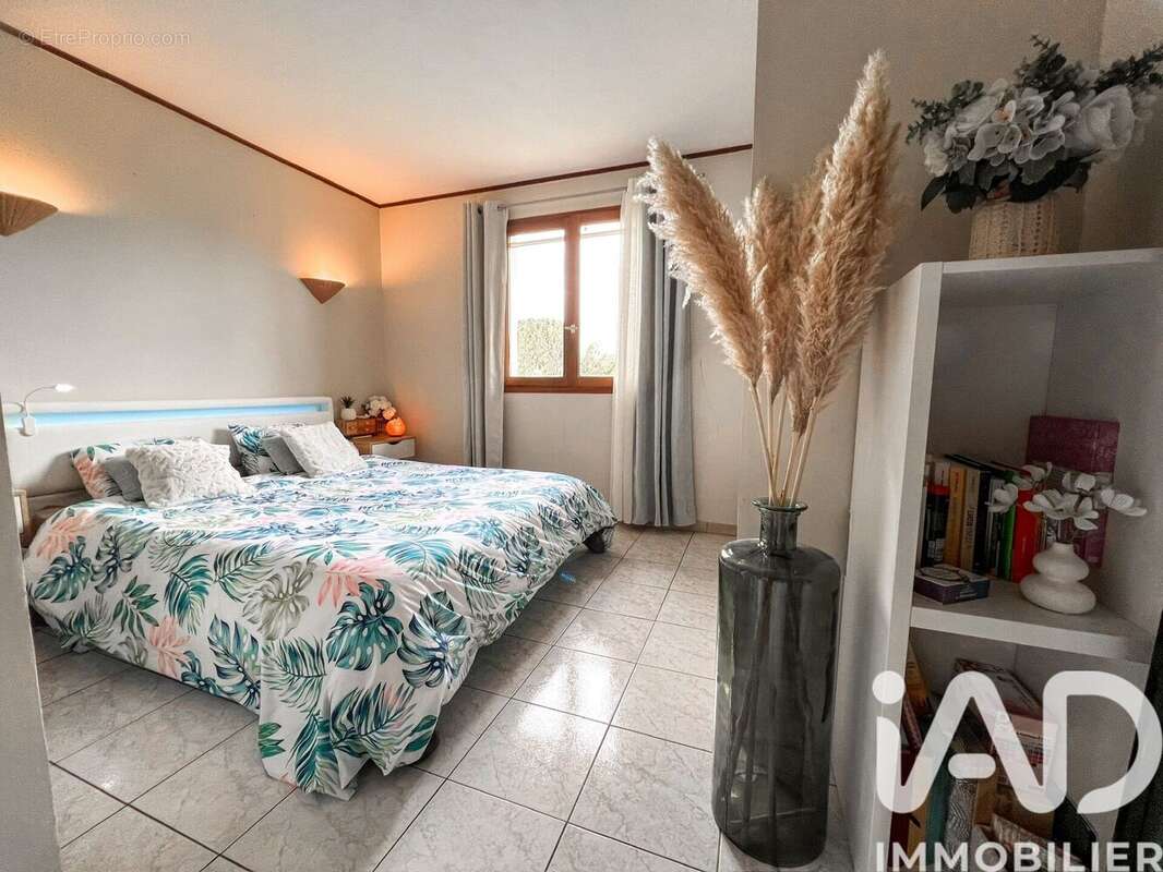 Maison 150 m² à Lescure-D'albigeois  - photo 8