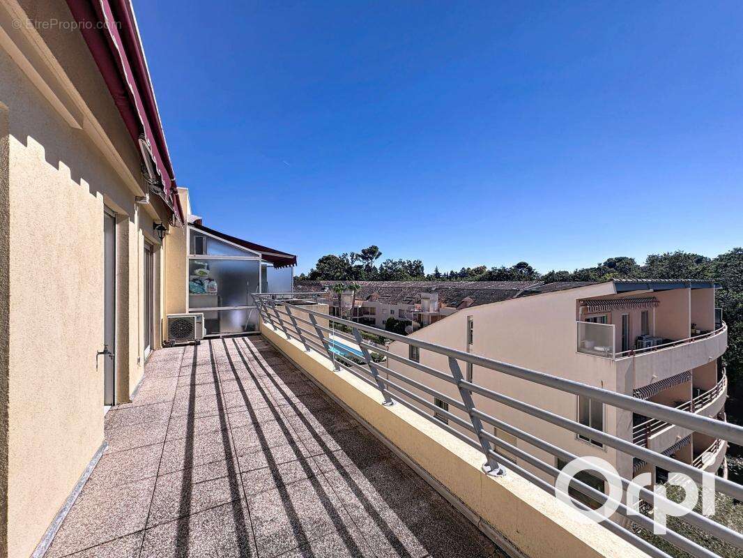 Appartement à VILLENEUVE-LOUBET