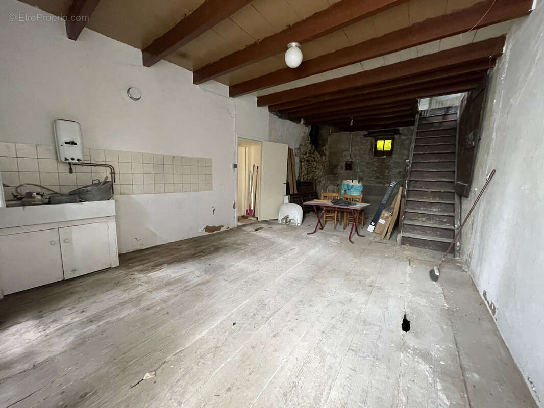 Maison à SAINT-MARTIN-D'AOUT