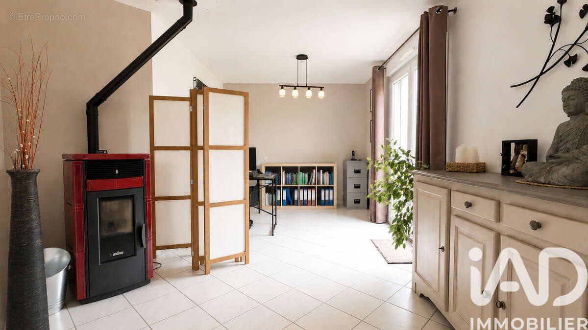 Photo 4 - Maison à LUYNES