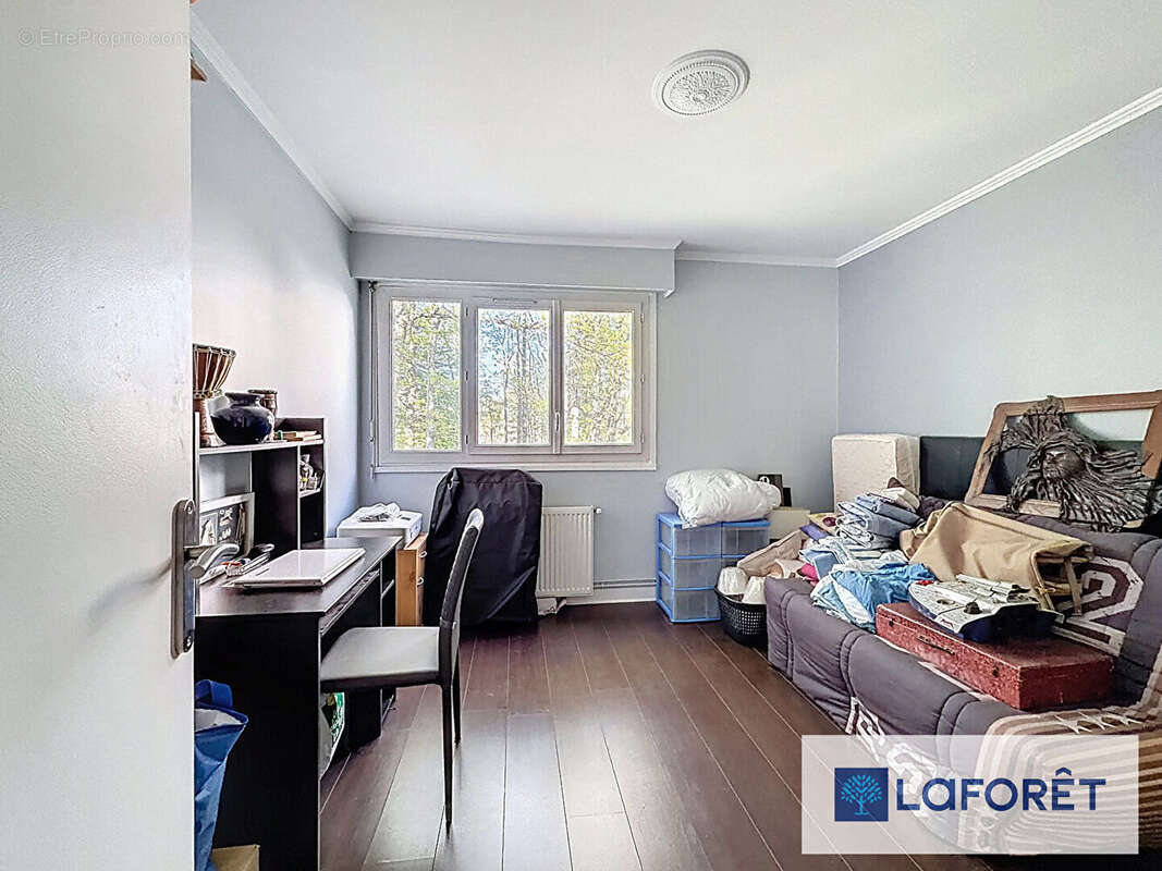 Appartement à LE PLESSIS-TREVISE