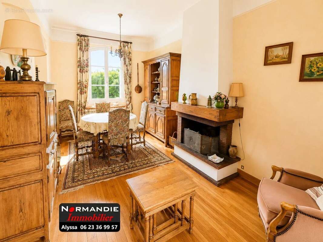 Appartement à GRUCHET-LE-VALASSE