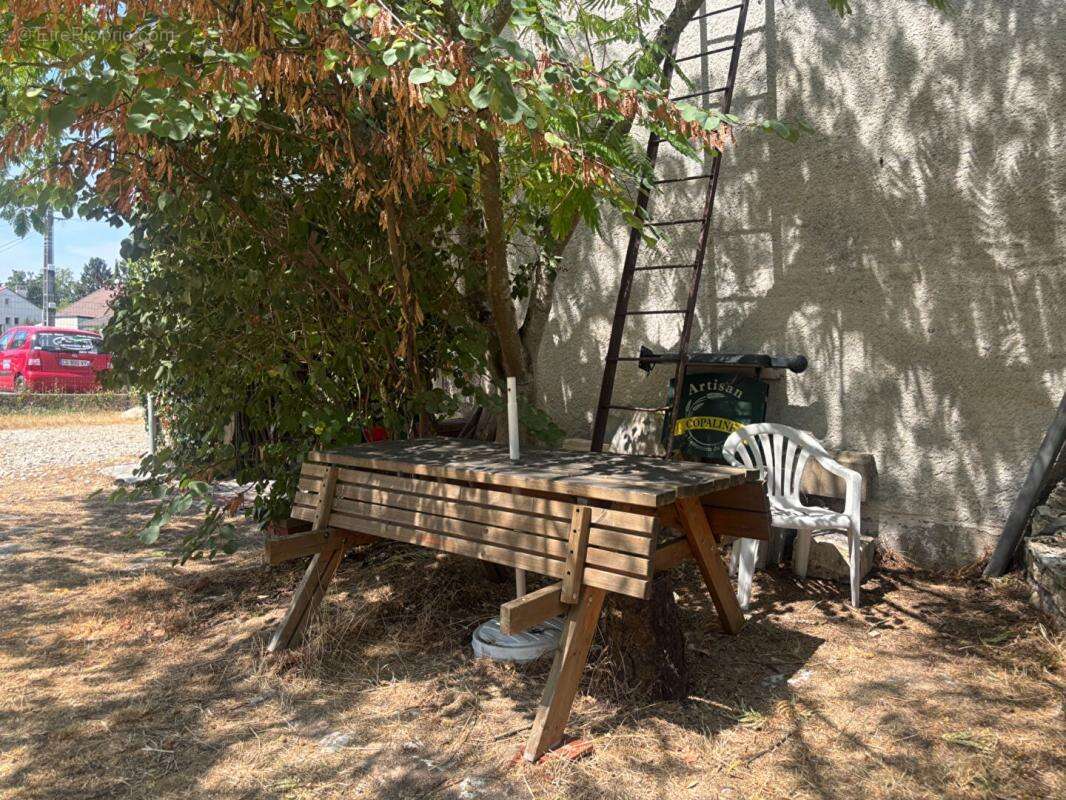 Grange de 74 m2 avec terrain -Coeur de village - photo 7