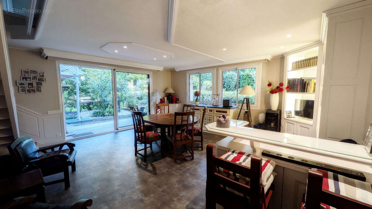 Appartement à LAVAL