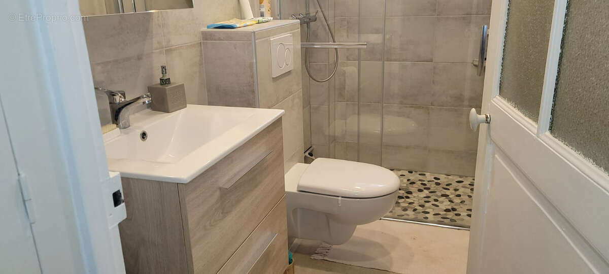 Maison à SAINT-CYR-SUR-MORIN