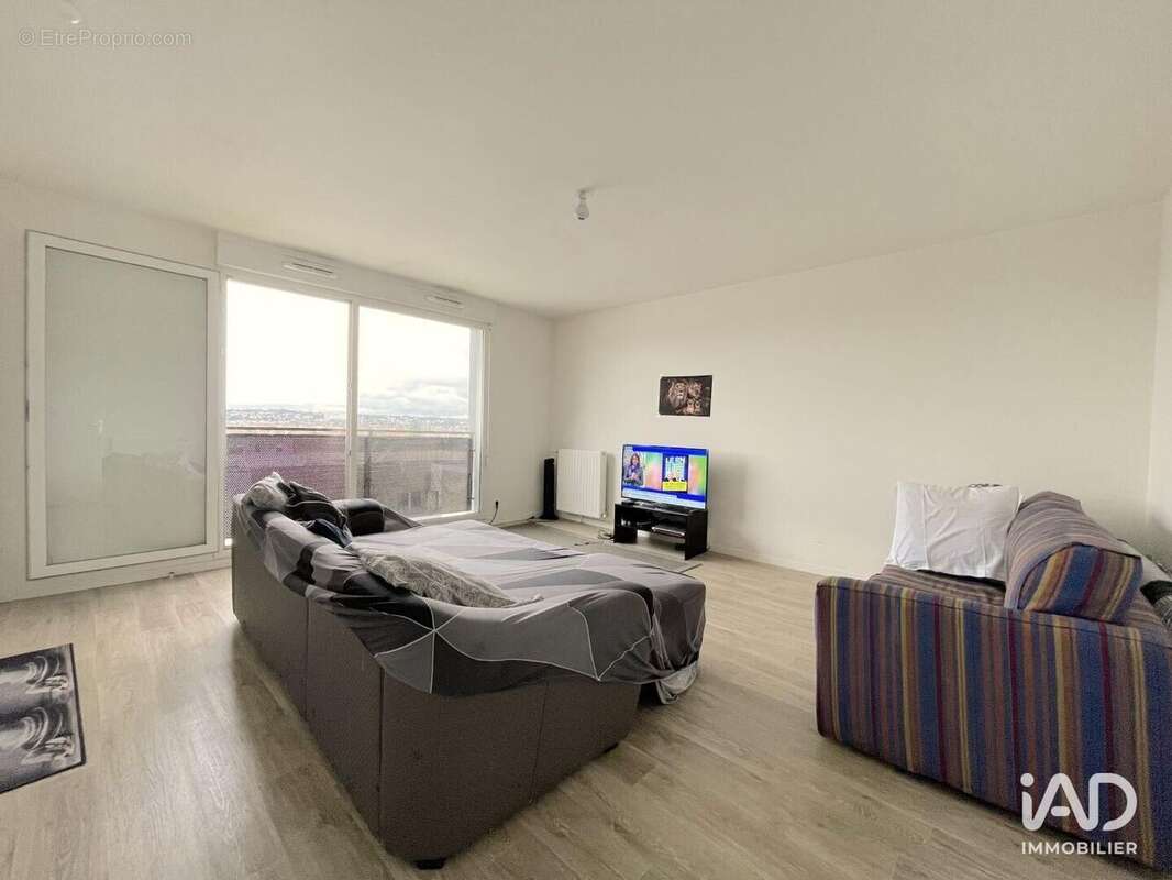 Photo 3 - Appartement à VIGNEUX-SUR-SEINE