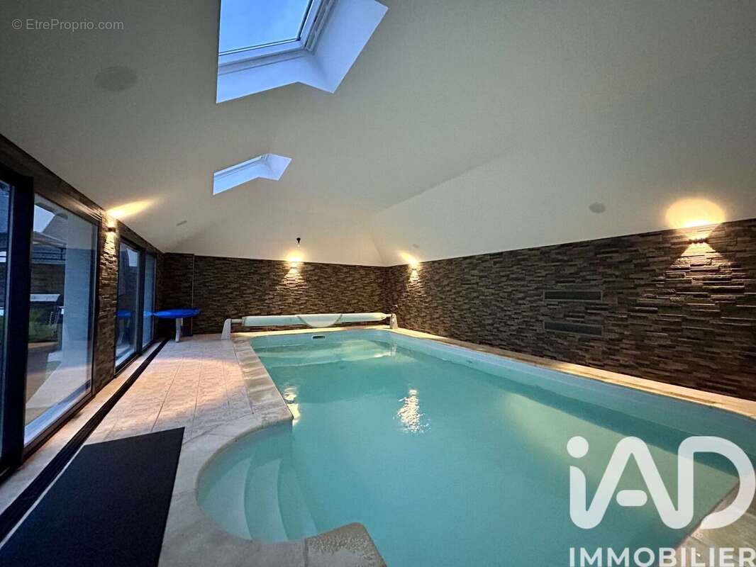 Photo 2 - Maison à LANVOLLON