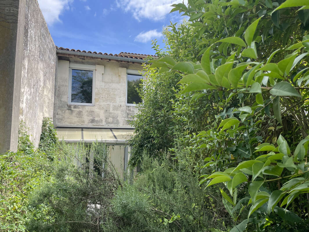 Maison à CASTILLON-LA-BATAILLE