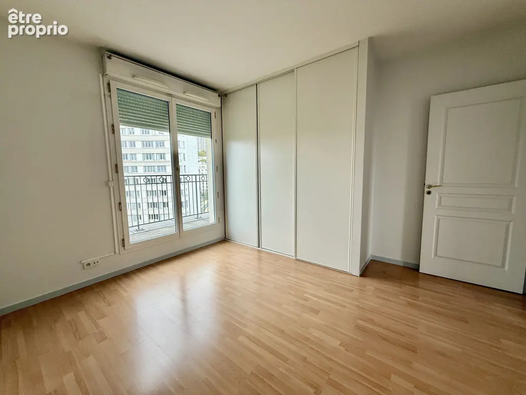 Appartement 3 pièces 77 m² à vendre à Issy-Les-Moulineaux (92130) - photo 9
