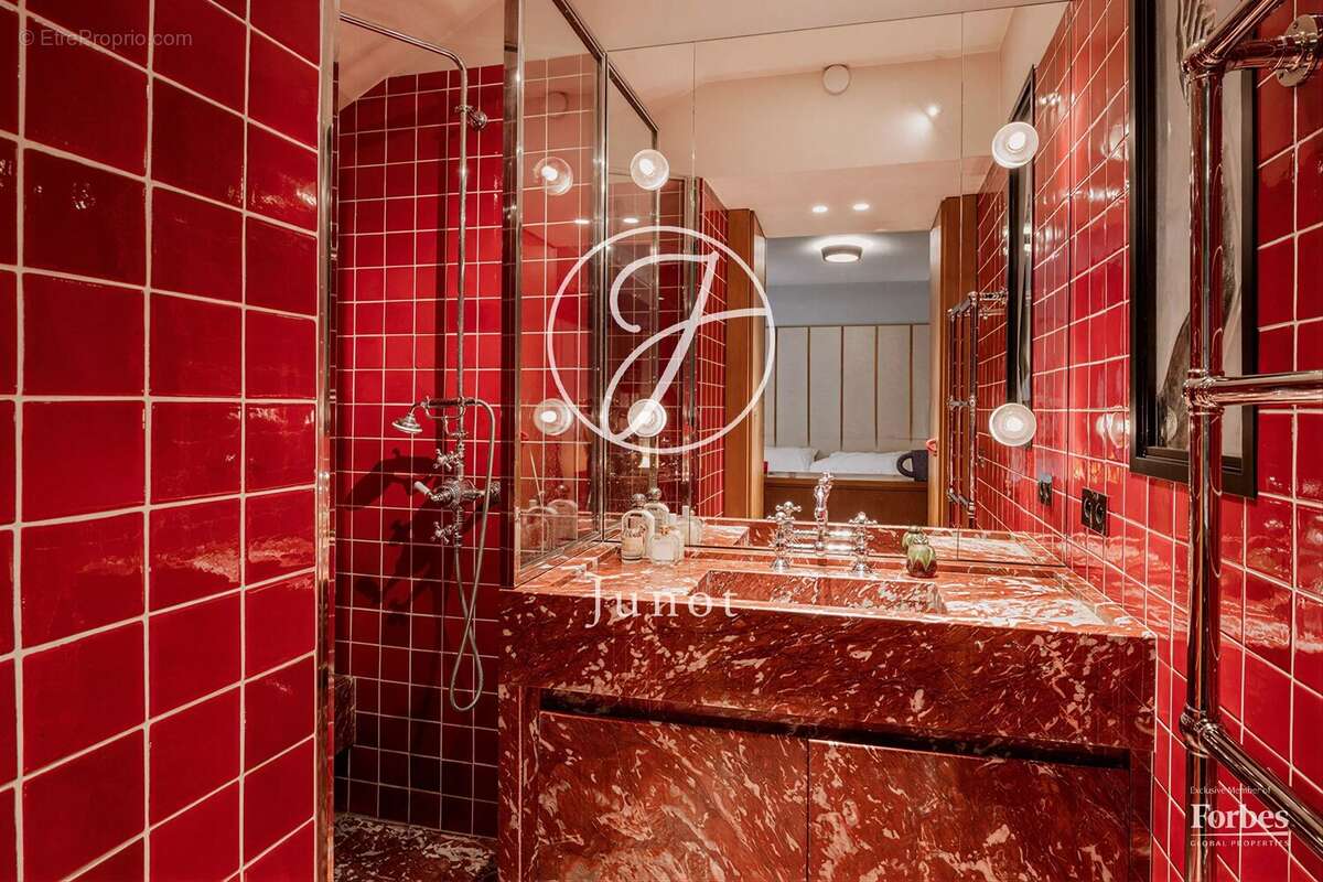 Appartement à PARIS-5E