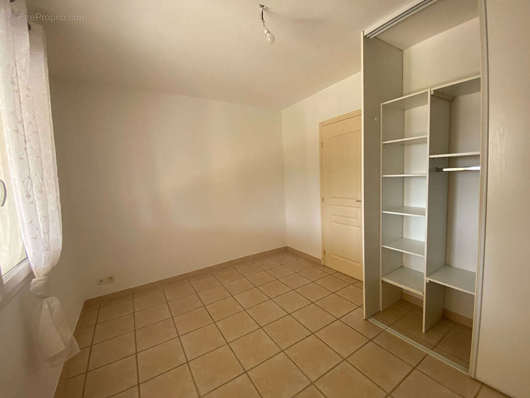 Plain-pied, 4 chambres, grand garage - photo 8