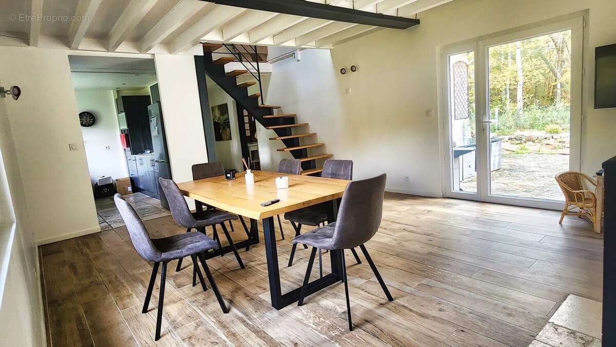 Maison à LIGNY-LE-RIBAULT