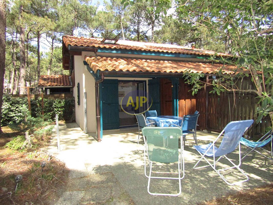 Maison à LACANAU