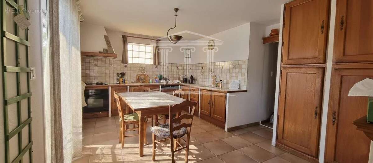 Maison à JONQUIERES