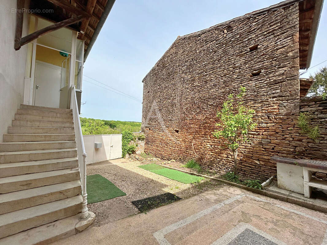 Maison à VERZE
