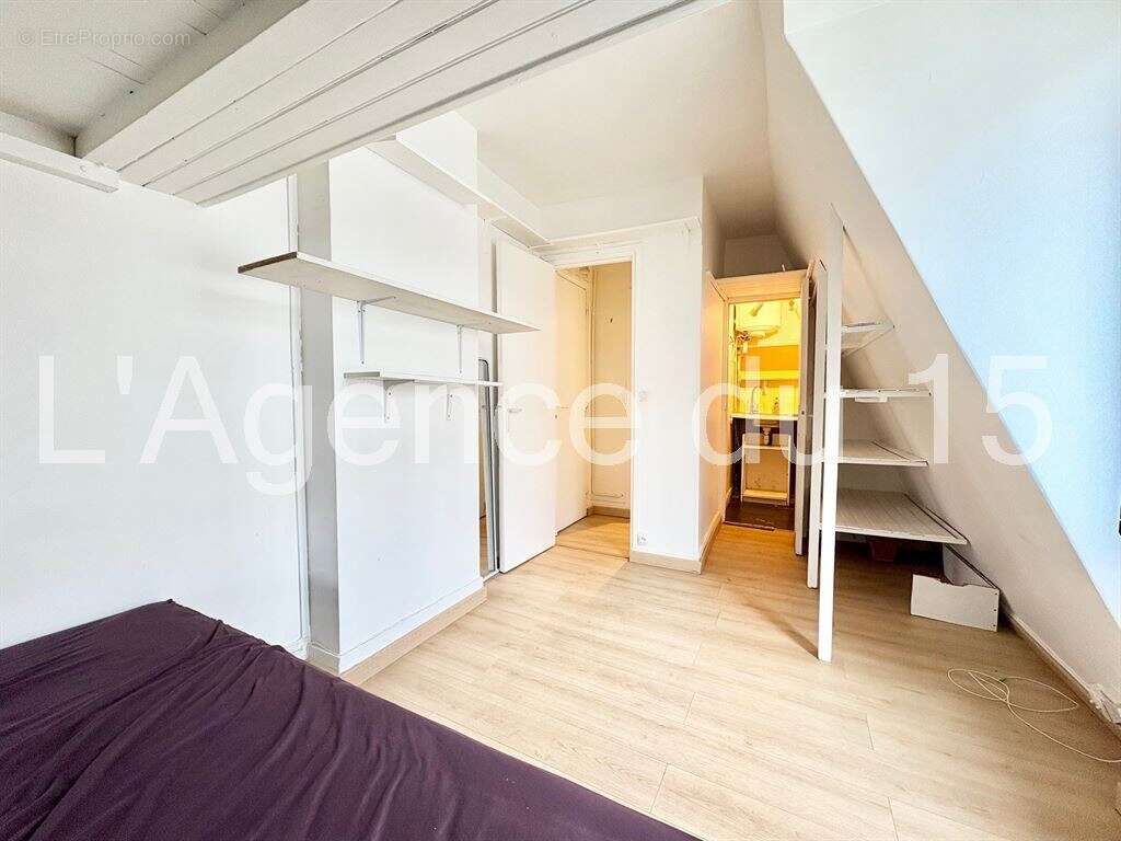 Appartement à PARIS-15E