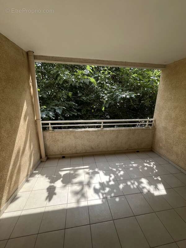 Appartement Type 4 Coeur de LUCCIANA - 95 m² - photo 2