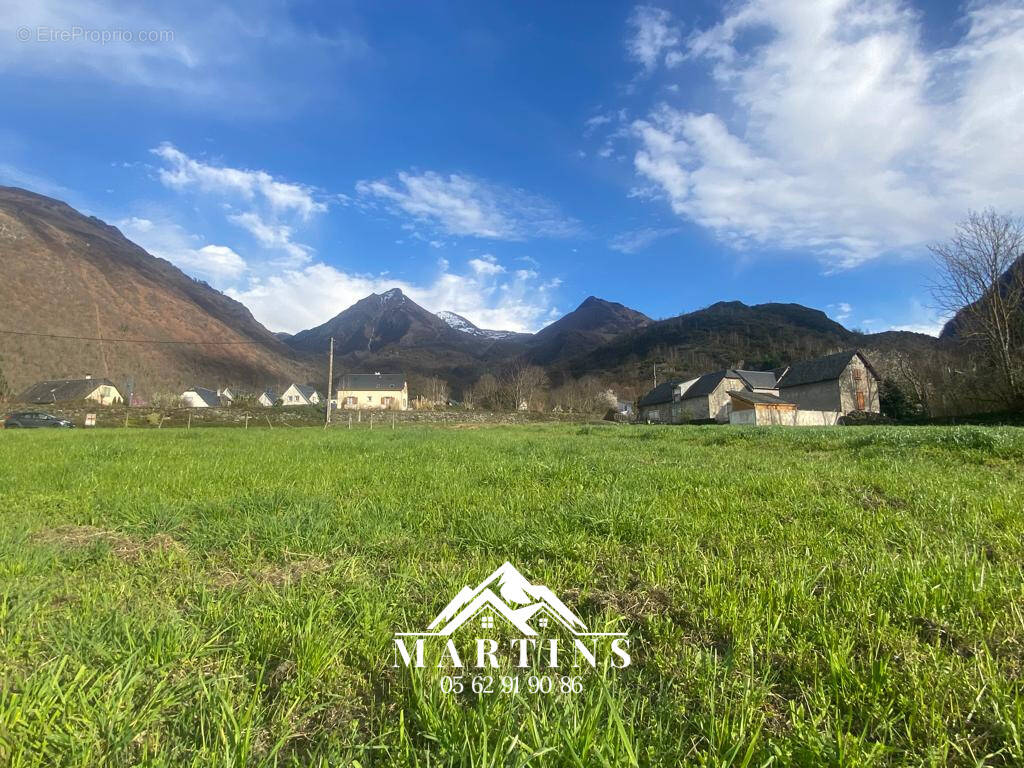 Terrain à ARGELES-GAZOST