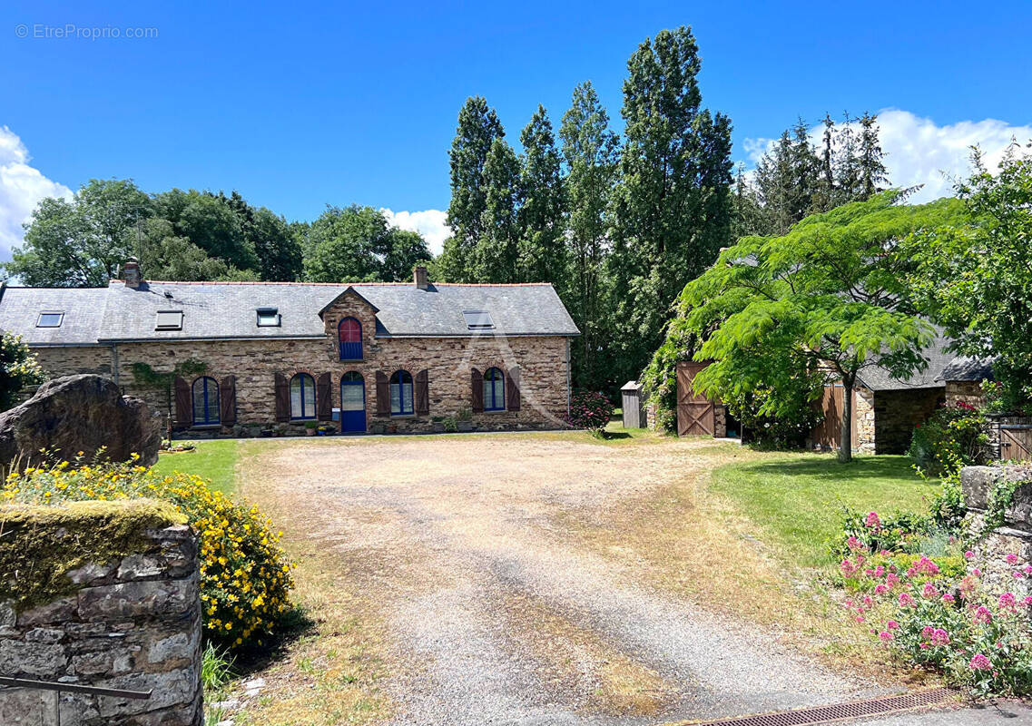 Maison à NOZAY