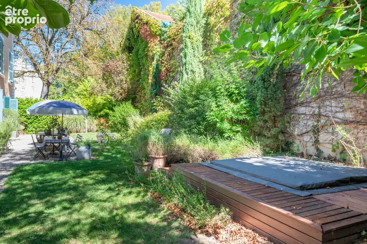 Caluire - Quai de Saône : Superbe Rez-de-jardin au coeur d'une propriété des bords de Saône - photo 18