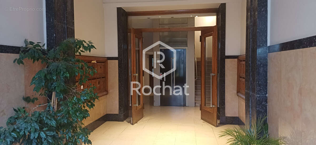 Appartement à CALUIRE-ET-CUIRE