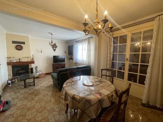 Maison à LE BLANC-MESNIL