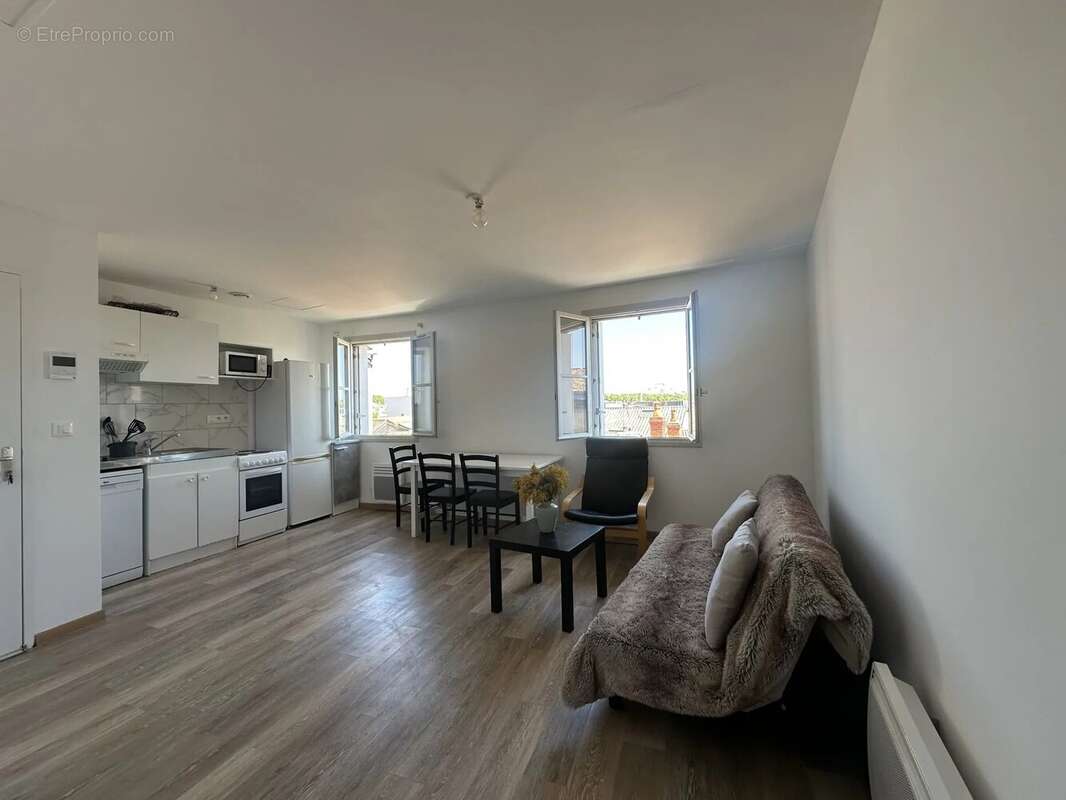 Appartement à BORDEAUX