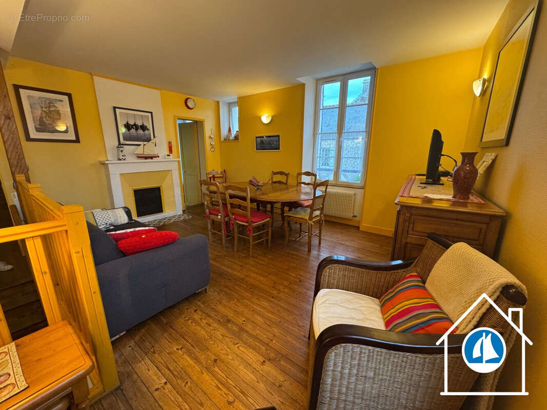 Maison à ARROMANCHES-LES-BAINS
