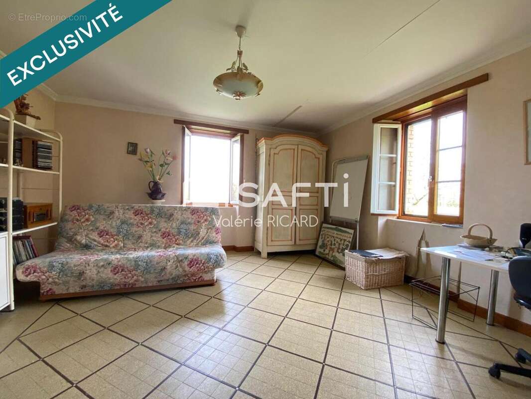 Maison 210 m² à Vaissac  - photo 8
